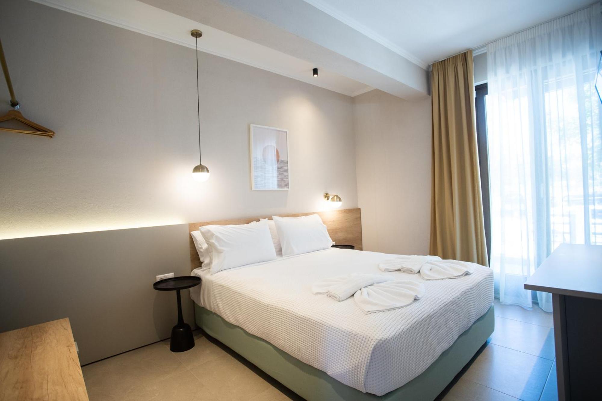 Marineiko Luxury Apartments Иерисос Екстериор снимка