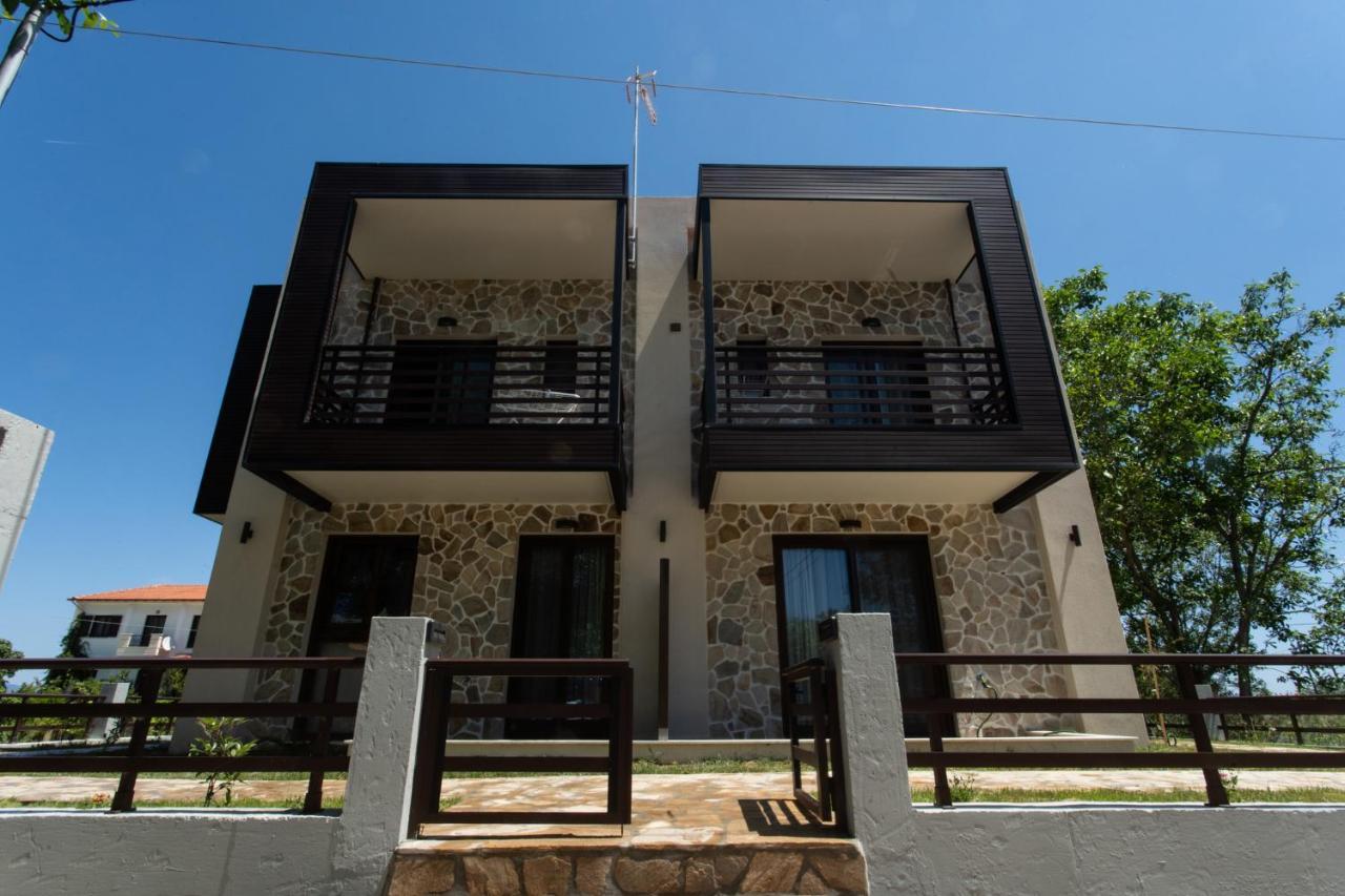 Marineiko Luxury Apartments Иерисос Екстериор снимка