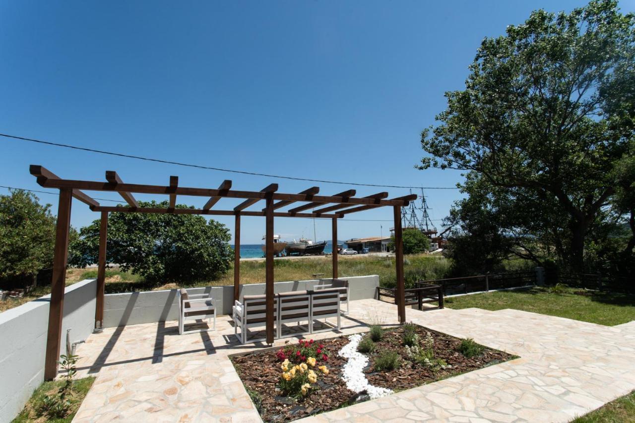 Marineiko Luxury Apartments Иерисос Екстериор снимка