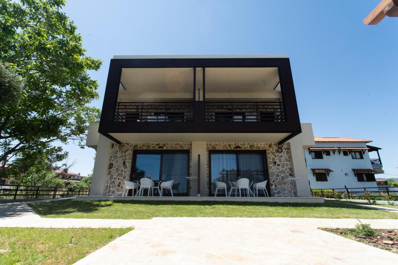 Marineiko Luxury Apartments Иерисос Екстериор снимка
